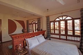 Гостиница Vardan Resort n' Apartment  Покхара